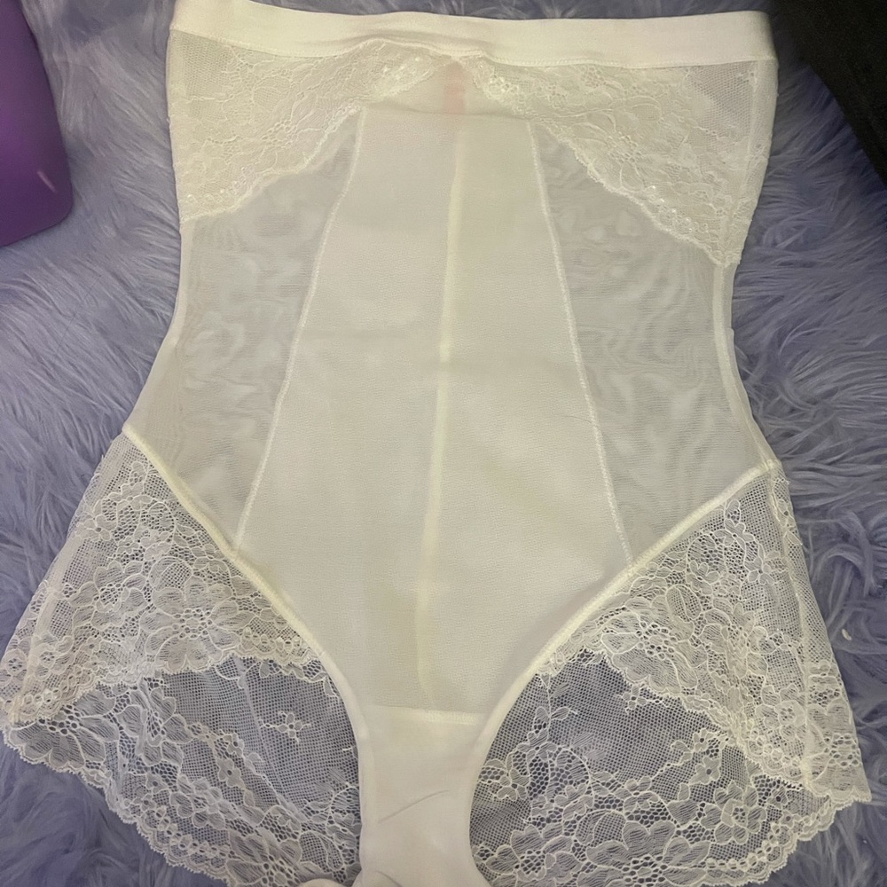 NWOT SPANX Shapewear